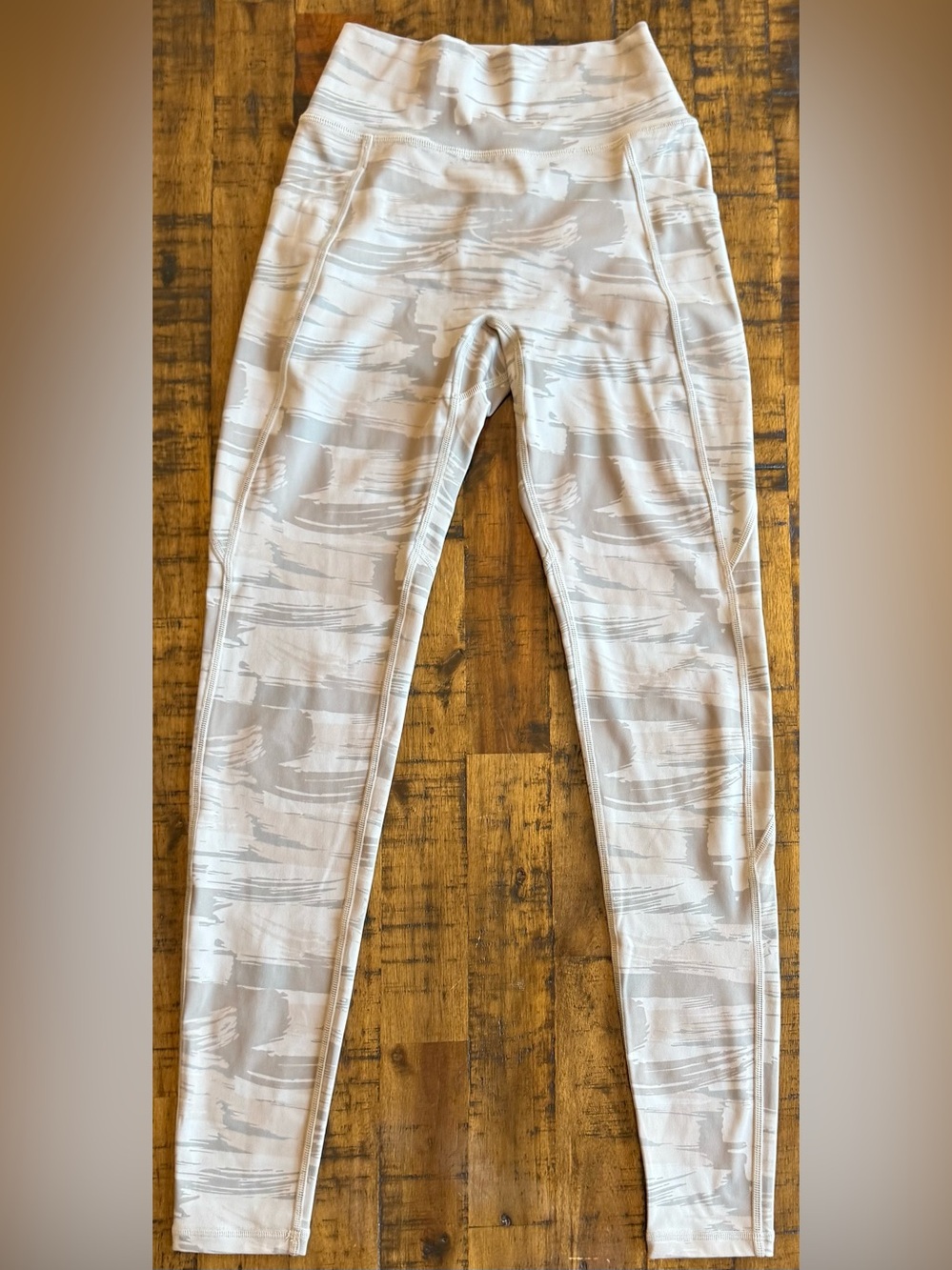 Alphalete Surface Power Leggings – Desert Canvas Camo – Estimated S